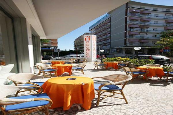 Hotel Aragosta カットーリカ エクステリア 写真